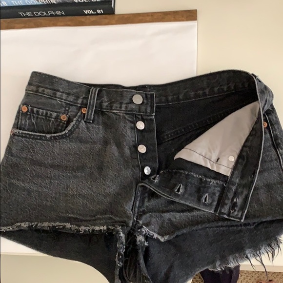 Black Levi’s Shorts - Picture 5 of 7